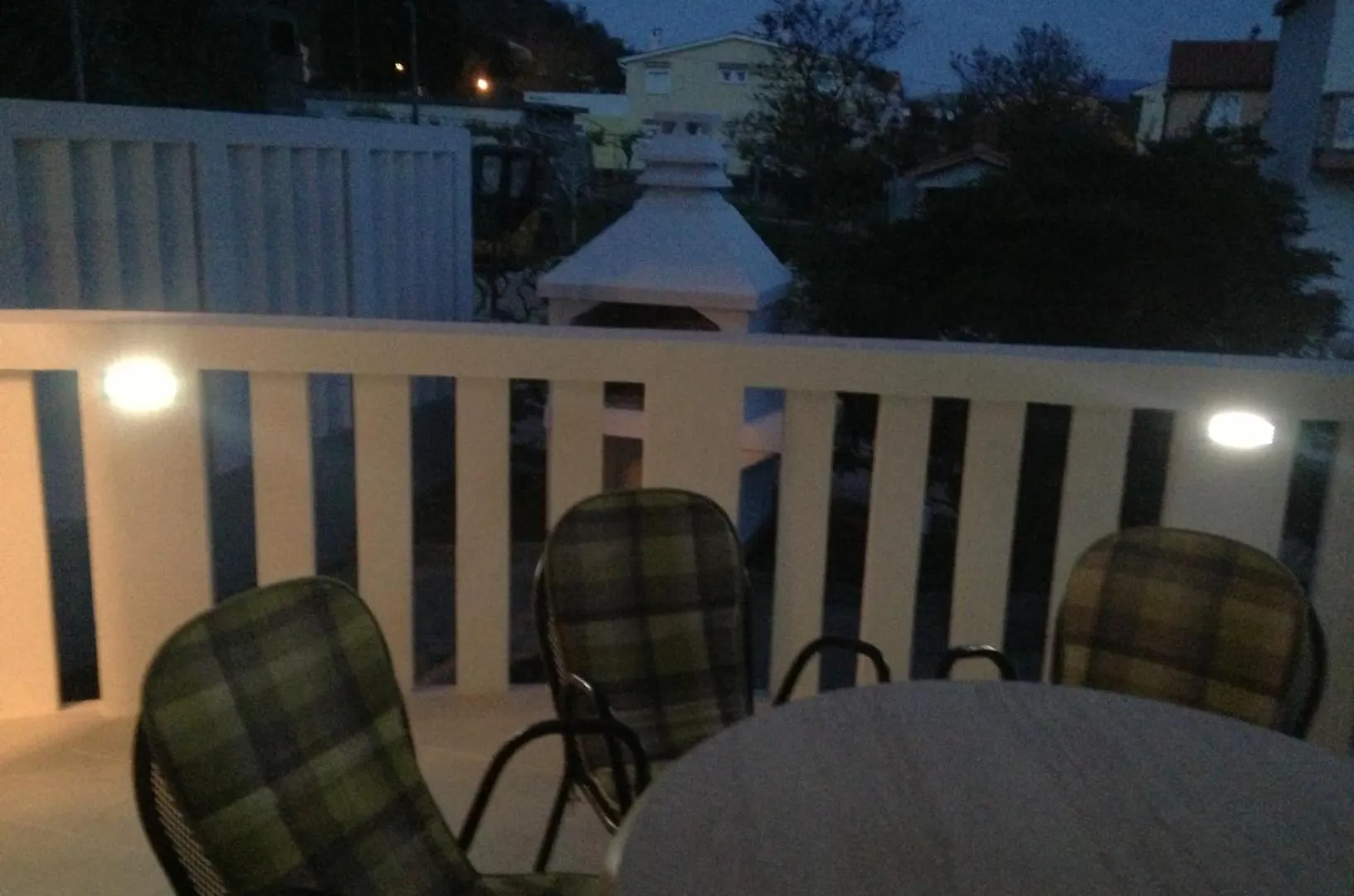 Apartments Ida I Baska  Croatia